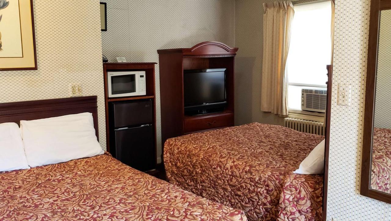 Windmill Inn Lynden Екстериор снимка