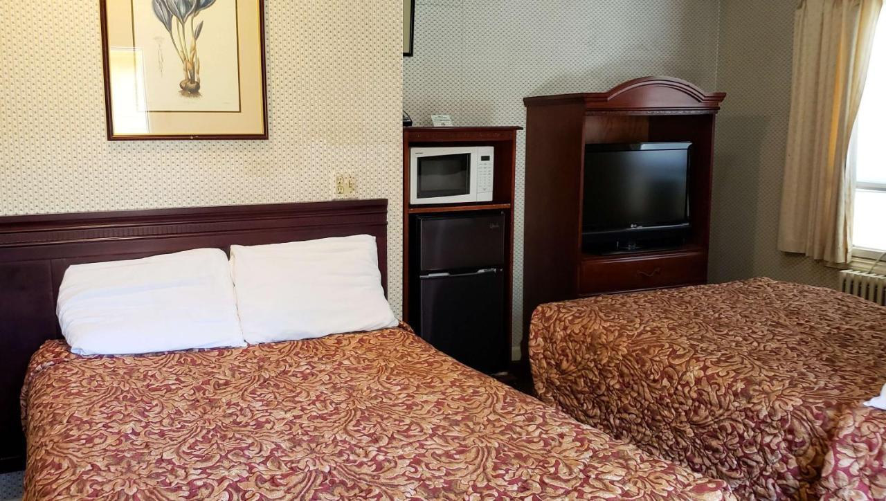Windmill Inn Lynden Екстериор снимка