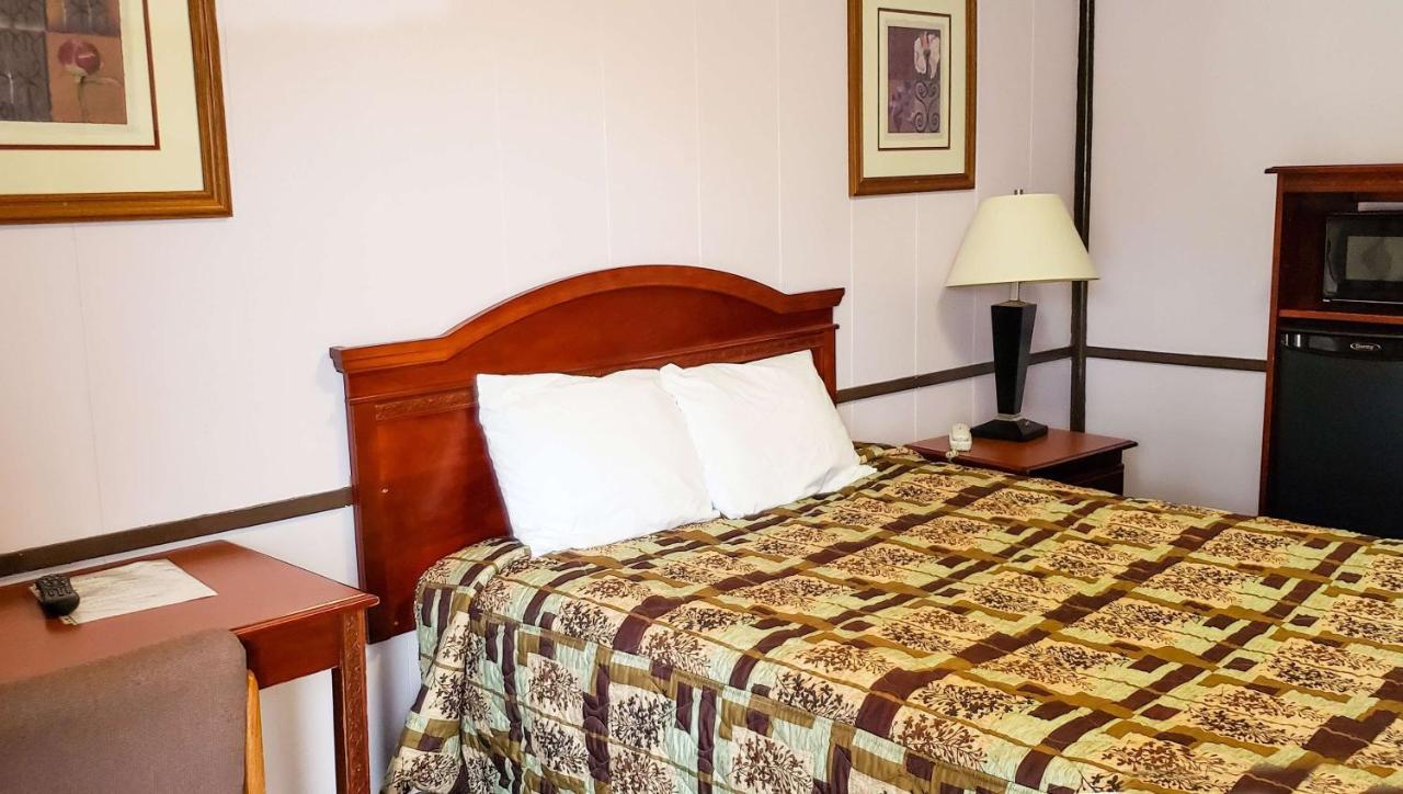 Windmill Inn Lynden Екстериор снимка
