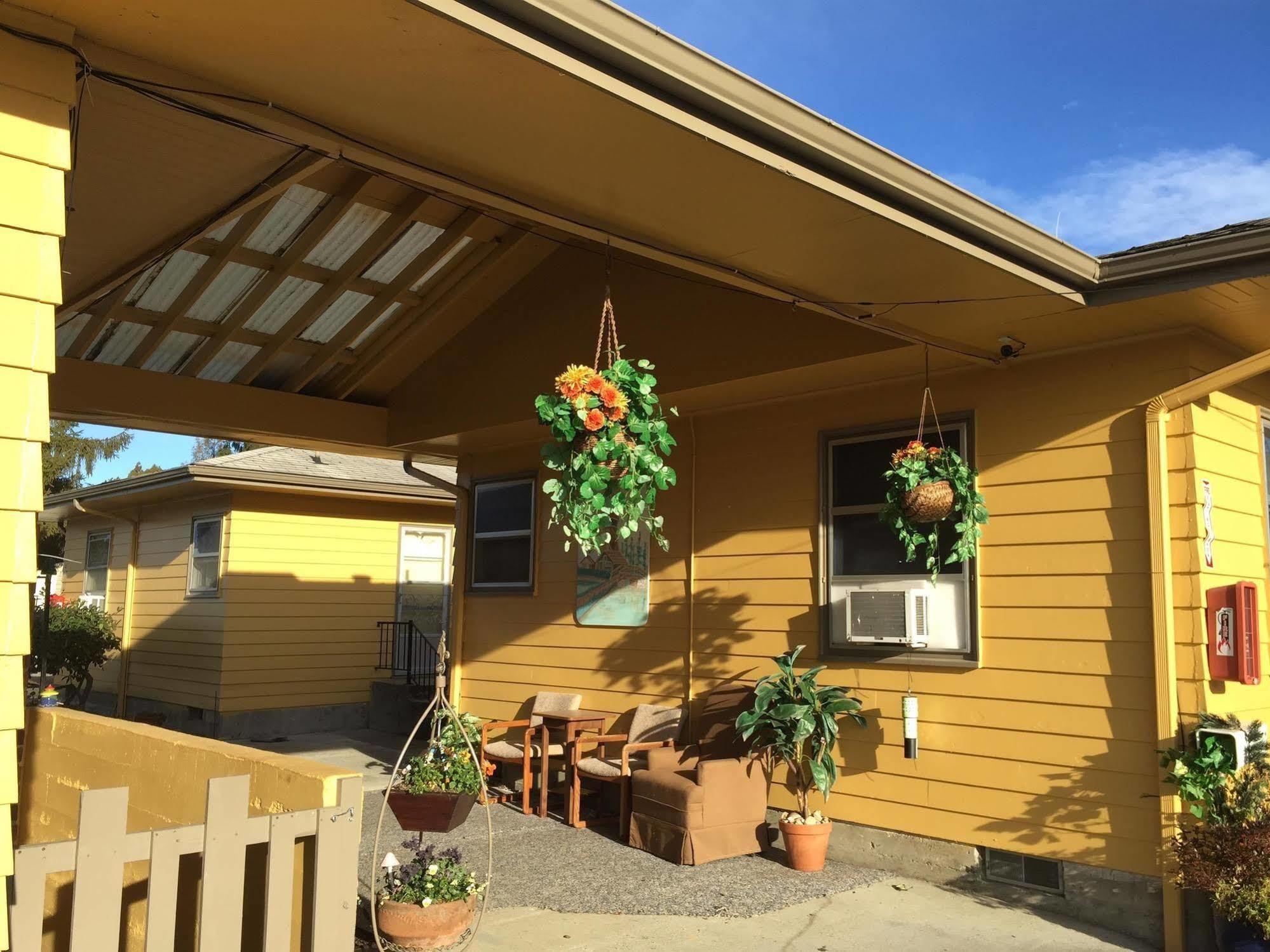 Windmill Inn Lynden Екстериор снимка