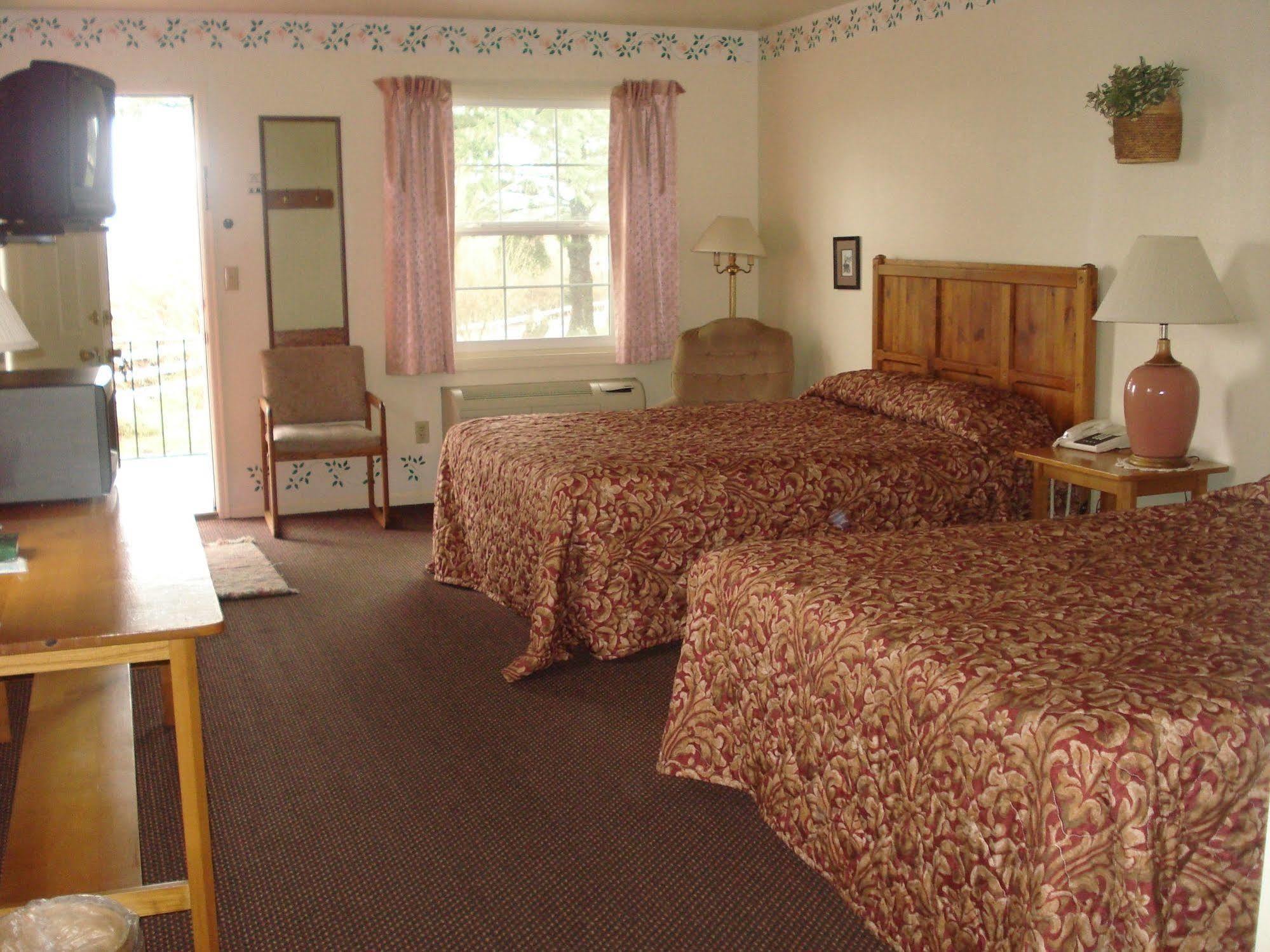 Windmill Inn Lynden Екстериор снимка